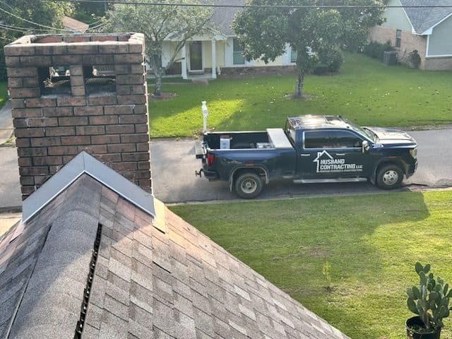 Gallery photos for Expert Chimney Flashing in Action: Image #1